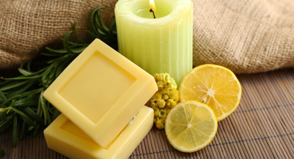 Luminous Beauty Unveiled: Embrace Radiance with Topiclear Lemon Soap!